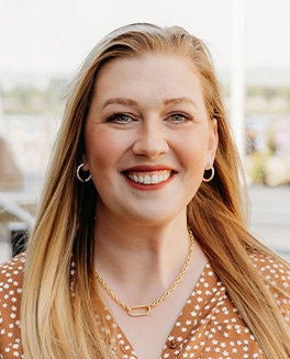 <strong>Amanda Johnson</strong>Paralegal